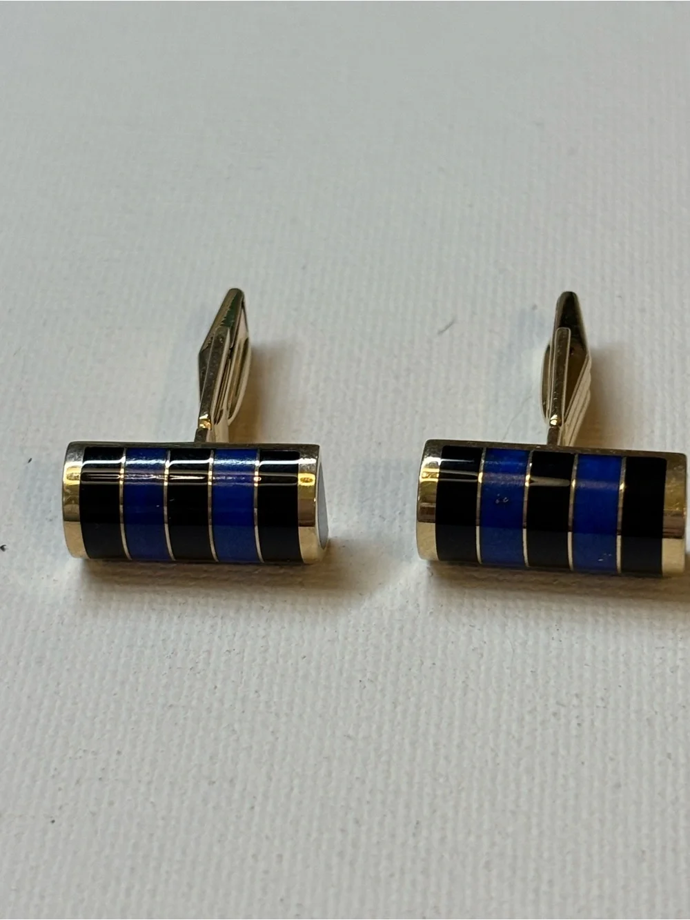 Very nice 14k gold lapis and onyx Cufflinks.